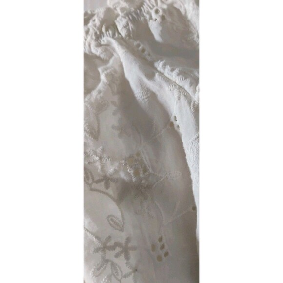 Love Tree White Eyelet Short Bubble Sleeve Crop‎ Top Blouse Womens Size Large - Picture 3 of 6